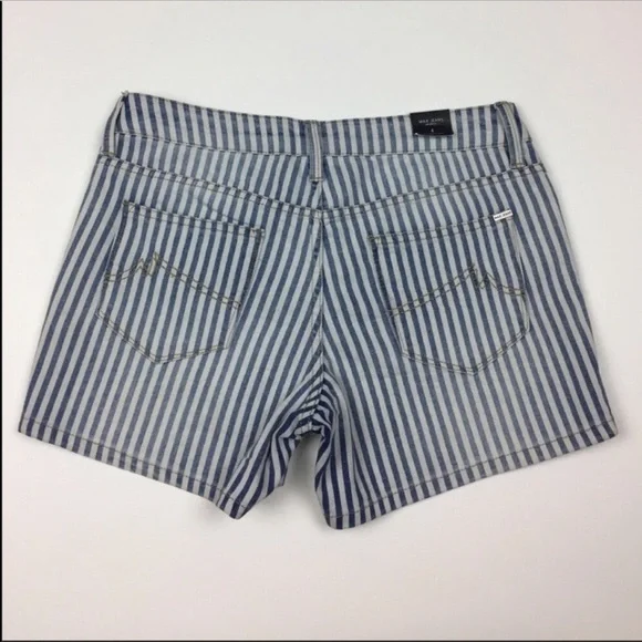 NWT MAX jeans Jailbird Strip Shorts - Picture 2 of 8